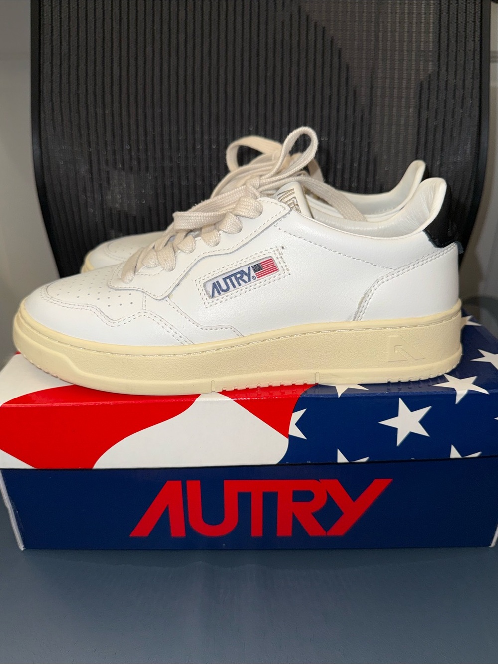 Autry Medallist Sneakers